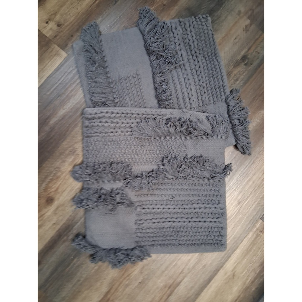 Foreside 2 Heavy Cable Knit Gray Pillow Covers Heavy Cotton Zip Closure 20X20‎